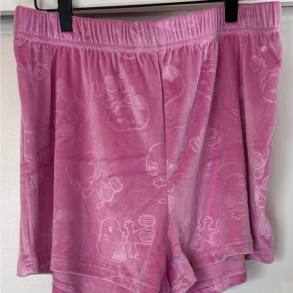 Munki Munki Pink Snoopy Pajama Top & Shorts - Picture 7 of 9